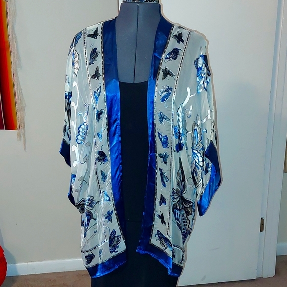 Chico's Tops - Blue butterfly kimono